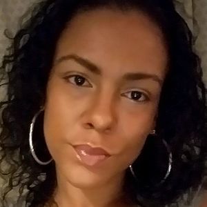 Meet your Posher, Lee